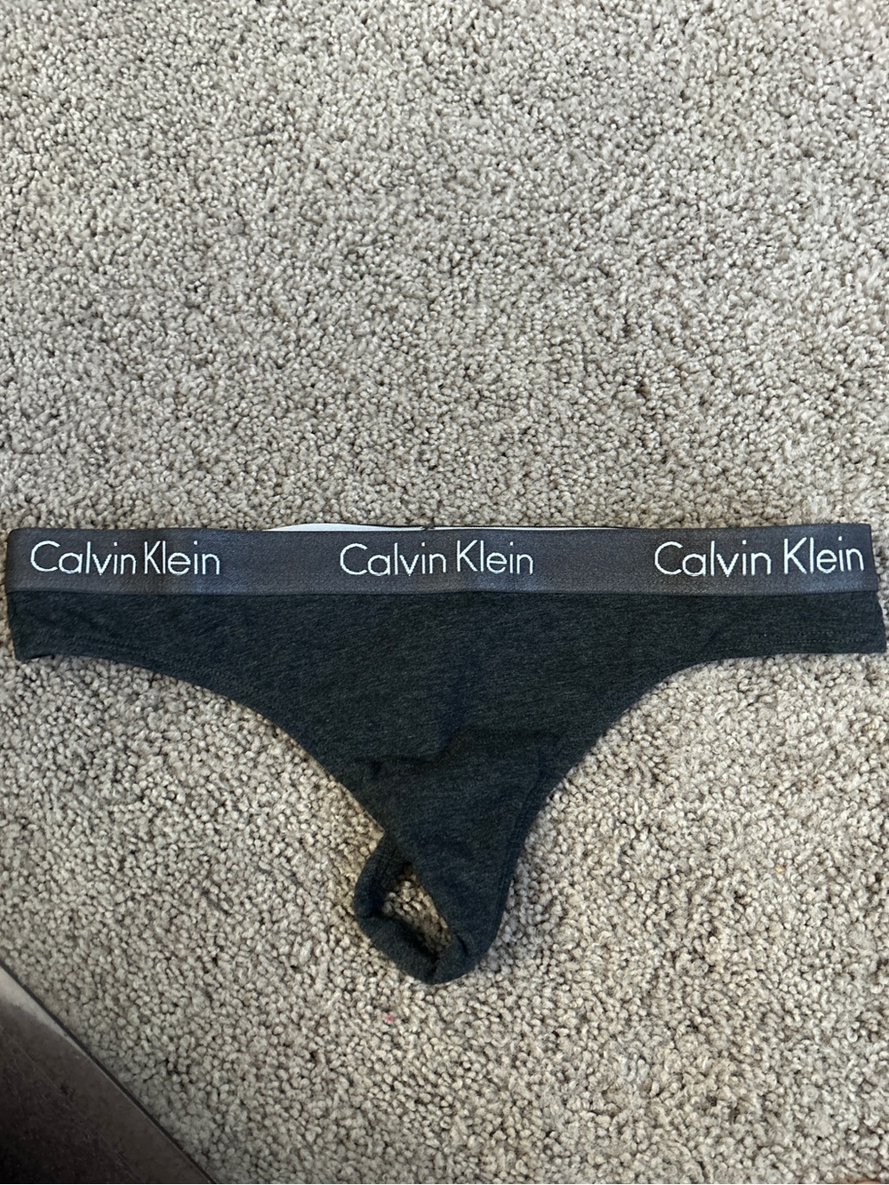 NWOT Calvin Klein grey and white logo thong